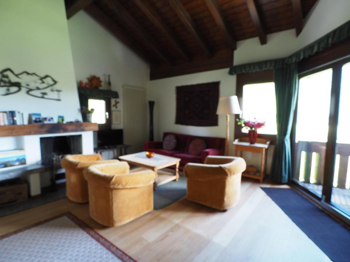 Апартаменти Residenz La Mora Ла-Пунт-Чамуешч Екстер'єр фото